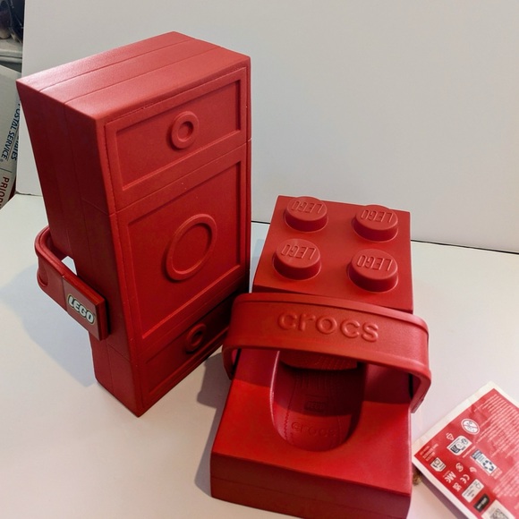 Lego Crocs Collab - Picture 4 of 10